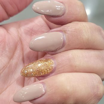 Excellent Nails & Spa - I just left the salon and they look grown out - Nail Salons Near Me - Victorville, California