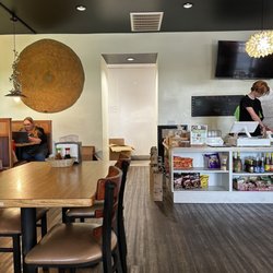Kusina - Dinning area