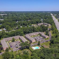 Village Green Apartments - Aerial View of Village Green
