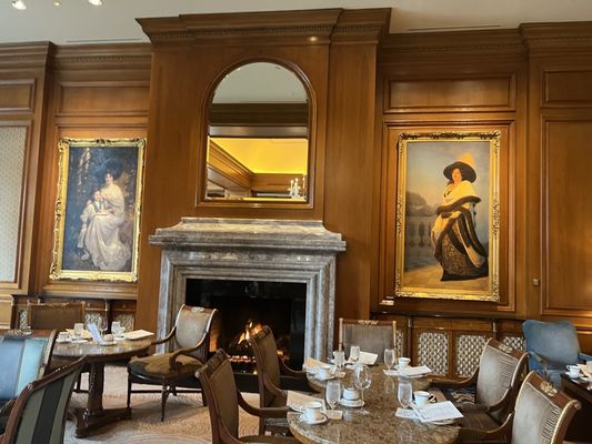 The Grand America Hotel by null