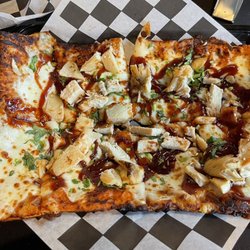 593 Social Club - BBQ chicken flatbread pizza