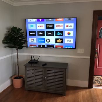 CS TV Mounting - The finished product. Perfectly centered, no wires, what else could you ask for? - TV Mounting Near Me - Sugar Land, Texas CS TV Mounting - The finished product. Perfectly centered, no wires, what else could you ask for? - TV Mounting Near Me - Sugar Land, Texas
