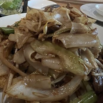 Oishii - Beef Flat Noodles - Sushi Bars Near Me - Dallas, Texas Oishii - Beef Flat Noodles - Sushi Bars Near Me - Dallas, Texas