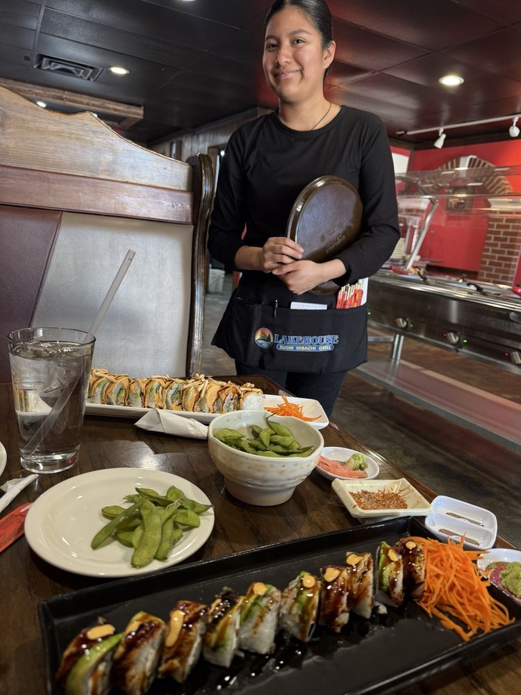 Lake House Sushi & Hibachi Grill Logo