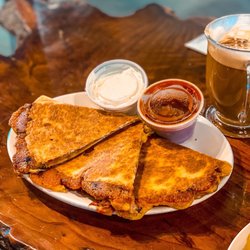 StoneHouse Cafe - Chicken Quesadilla