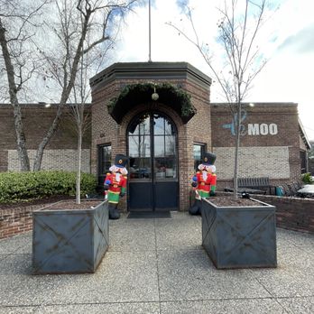 Le Moo - Front Entrance - Steakhouses Near Me - Louisville, Kentucky