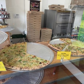 Outta Sight Pizza - Pizza Near Me - San Francisco, California