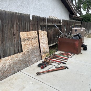 Trusted Hands Waste Management - Junk Removal & Hauling Near Me Trusted Hands Waste Management - Junk Removal & Hauling Near Me
