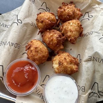 Bo & Vine Burger - Tater tots - American Near Me - Salem, Oregon Bo & Vine Burger - Tater tots - American Near Me - Salem, Oregon