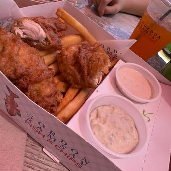 Gordon Ramsay Fish & Chips - Chicken Combo - Fish & Chips Near Me - Orlando, Florida Gordon Ramsay Fish & Chips - Chicken Combo - Fish & Chips Near Me - Orlando, Florida