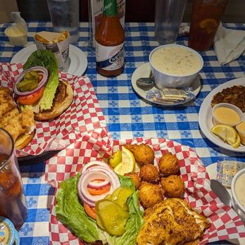 Tonys Chowder House - Seafood Near Me - Mount Dora, Florida