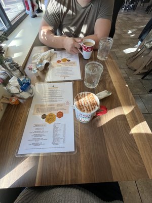 Black Honey Hashery by null