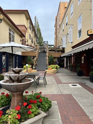 5th Street Public Market by null