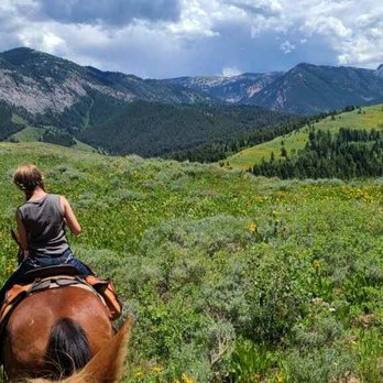 Spotted Horse Ranch - Trail rides with a guide - Hotels Near Me - Jackson, Wyoming