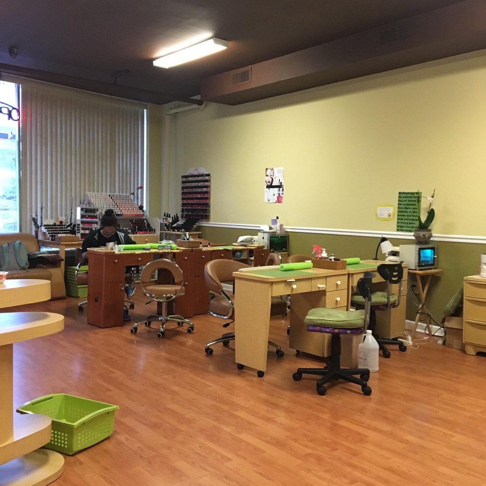 Aroma Nails & Spa - Nothing fancy but very clean. - Nail Salons Near Me - Villanova, Pennsylvania