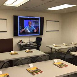 Advance Driving School - Knowledge Test Preparation https://www.advancedrivingschool.ca/driving-courses/class-7-knowledge-test-preparation-course/