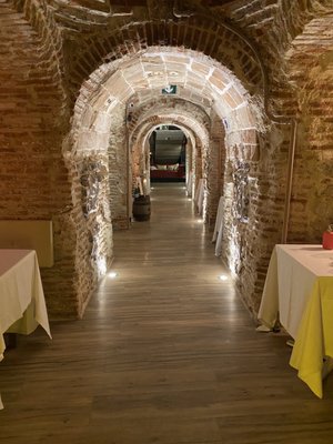 Bodega de los Secretos by null