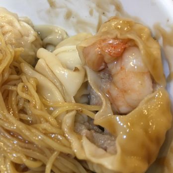源記粉麵 - Inside the wonton. Pretty tasty - Hong Kong Style Cafe Near Me - Hong Kong, HK 源記粉麵 - Inside the wonton. Pretty tasty - Hong Kong Style Cafe Near Me - Hong Kong, HK