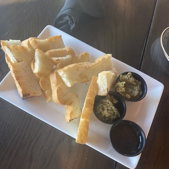 Packers Kitchen + Bar - This was the pathetic focaccia that took 35 minutes to get after ordering. Nothing focaccia about it! - Seafood Near Me - Blaine, Washington