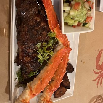 Crabby's Oyster Bar - Surf and turf - Seafood Near Me - Jensen Beach, Florida Crabby's Oyster Bar - Surf and turf - Seafood Near Me - Jensen Beach, Florida