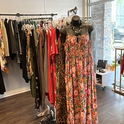 Haute Seconds - That perfect summer dress