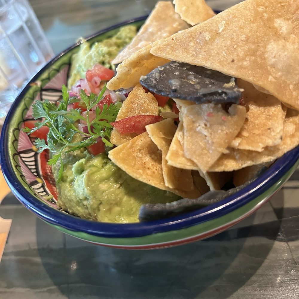 King Cole Bar - Guacamole - Lounges Near Me - México, D.F., DIF King Cole Bar - Guacamole - Lounges Near Me - México, D.F., DIF