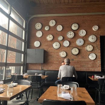 School Restaurant - Bakeries Near Me - Toronto, Ontario School Restaurant - Bakeries Near Me - Toronto, Ontario