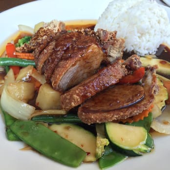 Pho Thai - Tamarind Duck lunch combo special - Vietnamese Near Me - New Haven, Connecticut