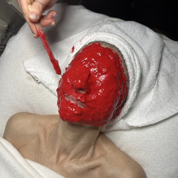 Kelly's Skin Therapy Spa - This relaxing 90 minute treatment is guaranteed to make you look and feel your absolute best! - Skin Care Near Me - Pikesville, Maryland Kelly's Skin Therapy Spa - This relaxing 90 minute treatment is guaranteed to make you look and feel your absolute best! - Skin Care Near Me - Pikesville, Maryland