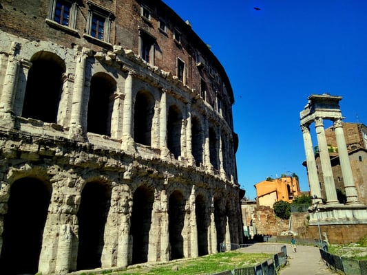 Teatro di Marcello by null