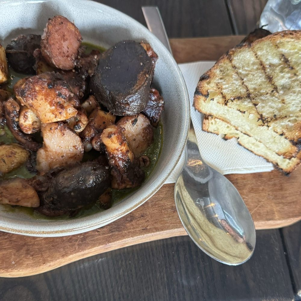 The Grocer's Table - Grilled octopus appetizer - Cafes Near Me - Wayzata, Minnesota The Grocer's Table - Grilled octopus appetizer - Cafes Near Me - Wayzata, Minnesota