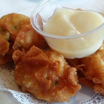 Shanghai Restaurant - Deep fried wanton served w. mayonnaise (炸餛飩) - Dim Sum Near Me - Austin, Texas
