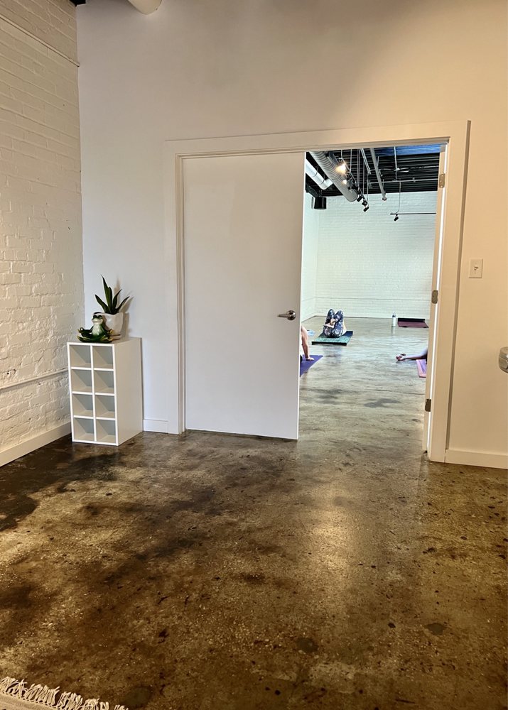 Sky’s The Limit Yoga Logo