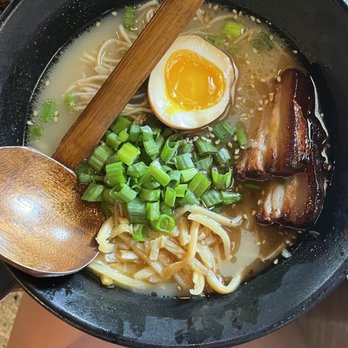 DOMU - Black Tonkotsu - Ramen Near Me - Orlando, Florida DOMU - Black Tonkotsu - Ramen Near Me - Orlando, Florida