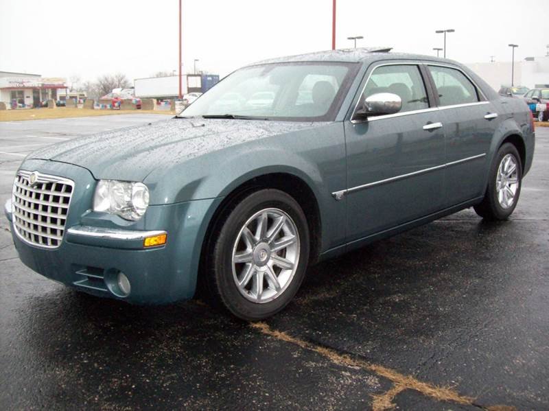 SOUTHLAKE BODY AUTO SALES Updated June 2024 12 Photos 3970 W Lincoln Hwy, Merrillville
