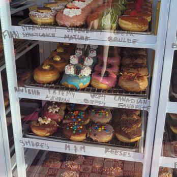 Friendly Donuts - Donuts Near Me - Orange, California Friendly Donuts - Donuts Near Me - Orange, California