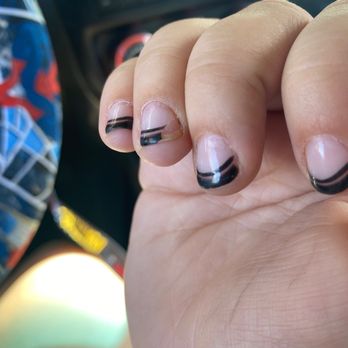 Lush Nail Bar - Chipped - Nail Salons Near Me - Gilbert, Arizona