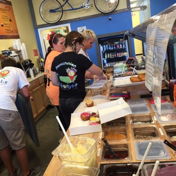 Destination Little Donuts - Yum - Donuts Near Me - Destin, Florida Destination Little Donuts - Yum - Donuts Near Me - Destin, Florida