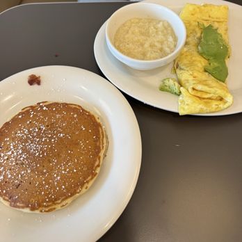 Eggs Up Grill - Build your own omelette - Coffee & Tea Near Me - Athens, Alabama