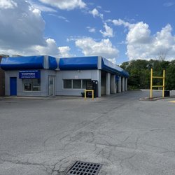 24-7 Self Serve Car Wash - 5 Car Wash Bays are available for use