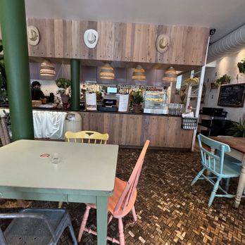 Cubaneo - Interior - Cuban Near Me - Chicago, Illinois