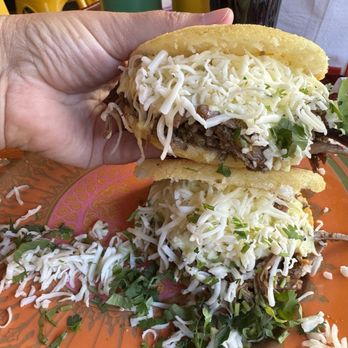 El Rincon De Fabio - Shredded beef arepas - Tacos Near Me - Chicago, Illinois El Rincon De Fabio - Shredded beef arepas - Tacos Near Me - Chicago, Illinois