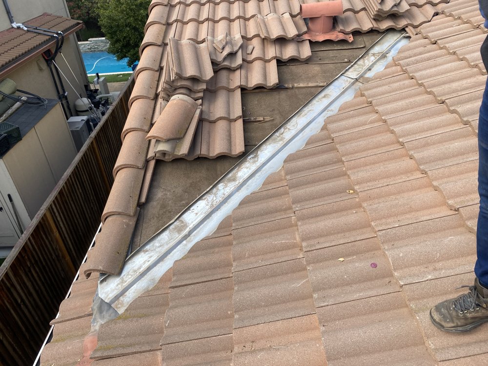 Slide of Lico's Roofing Company Inc