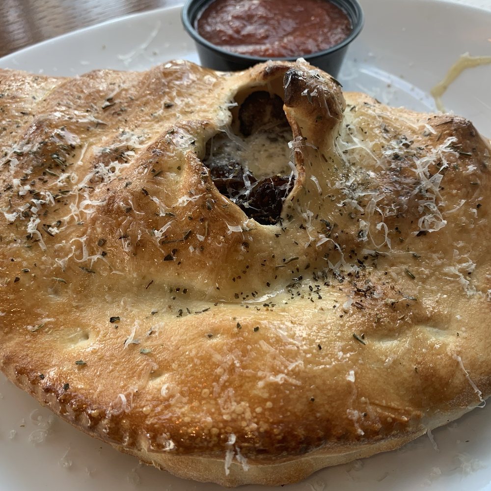 Sauce on the Side - Figgy Piggy - Italian Near Me - Saint Charles, Missouri