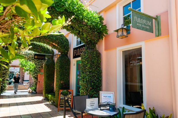 Fulcrum Wines by null