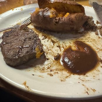 Texas Roadhouse - 8 oz. Hand-Cut Sirloin* - Steakhouses Near Me - Tupelo, Mississippi Texas Roadhouse - 8 oz. Hand-Cut Sirloin* - Steakhouses Near Me - Tupelo, Mississippi