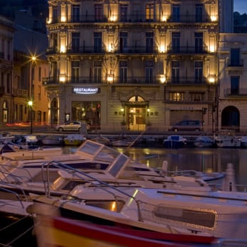 Grand Hôtel - Le Grand Hôtel et le canal. - Hotels Near Me - Sète, 34