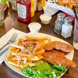 Elk Grove Sports Bar & Grill - Mini meal: Chicken strips with Bailey jungle fries