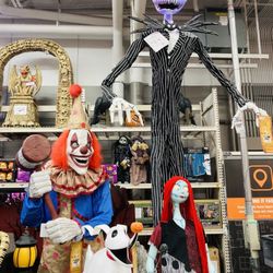 The Home Depot - Halloween.