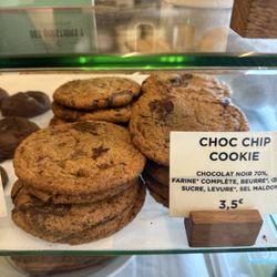Chocolate chip cookies
